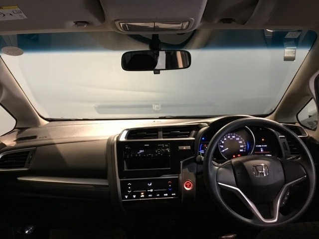 フィット1.5 ハイブリッド F