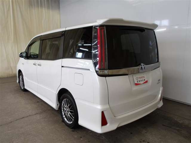 ノア1.8 ハイブリッド Si W×B