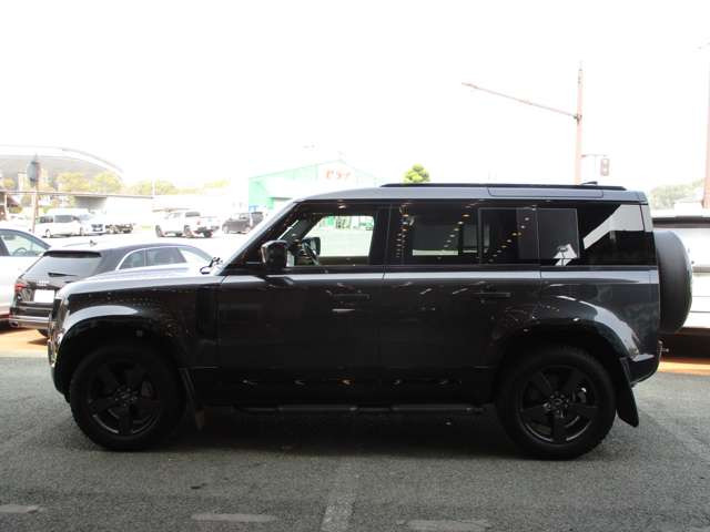 ディフェンダー110 X ダイナミック HSE 3.0L D300 ディーゼル 4WD