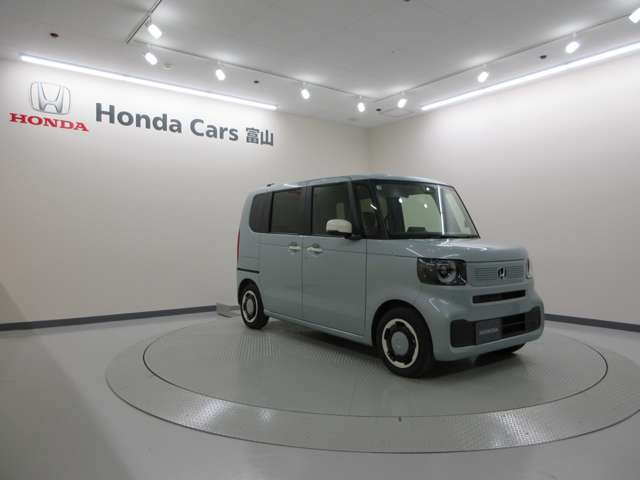 N-BOXファッションスタイル モノトーン