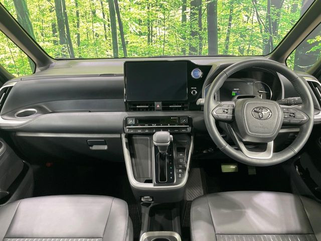 ノア1.8 ハイブリッド S-Z