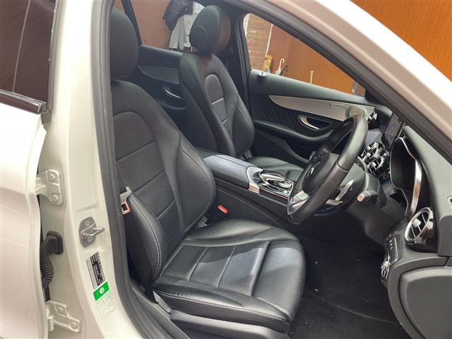 CクラスワゴンC180 ローレウスエディション