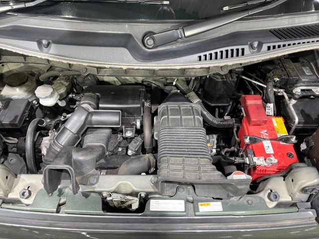 親切・丁寧な専門メカニックスタッフが応対!・車検・点検整備・事故等の修理などアフターサービスも安心。お車のカスタマイズもネクステージのサービススタッフまでご相談ください!