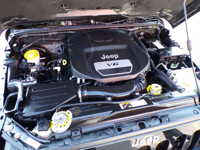 �O���[�v�݌�150��ȏ� �݌ɂɂȂ��Ԃ��T���܂������K���i�̃h���C�u���R�[�_�[�����t���\�ł� �{�X�ł̓��F���t�@�C�A ���[�h�X�^�[ �N���E�� LS �X�J�C���C�� �}�[�NX 86 �݌ɂ��L�x