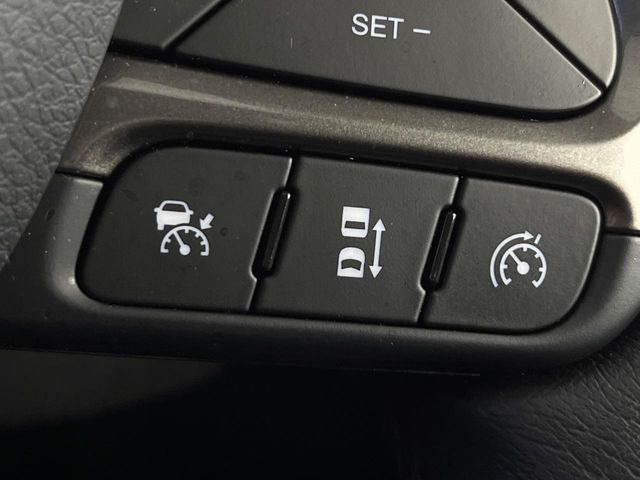 �����[�_�[�N���[�Y�R���g���[��:�O�̎ԂƂ̎Ԋԋ��������ɂƂ�A��葬�x�Ŏ������s���Ă���鎟����̃N���[�Y�R���g���[��!��ɍ������H�⎩���Ԑ�p���H�Ŏg�p����֗��ȋ@�\�ł�!