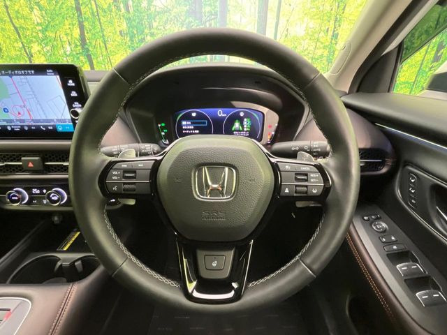 �y�����v�����X�e�A�����O�z�㎿�Ȋv���g�p���邱�ƂŁA��ɂ����������݂ƂĂ��^�]���₷���n���h���ł���