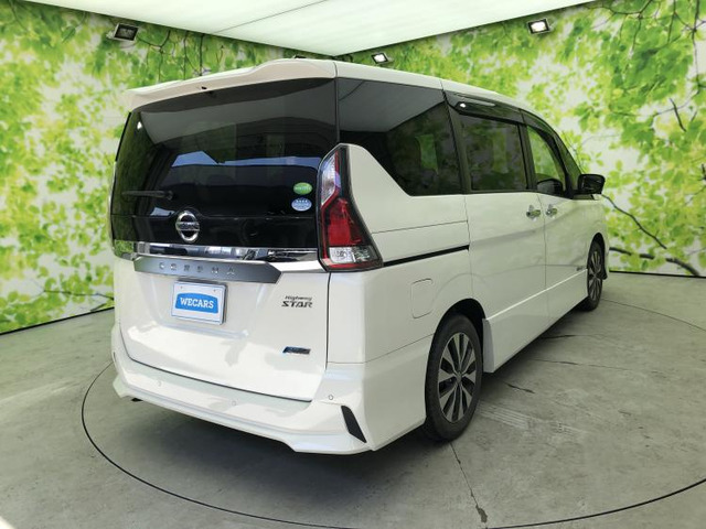 セレナ2.0 ハイウェイスター Vセレクション