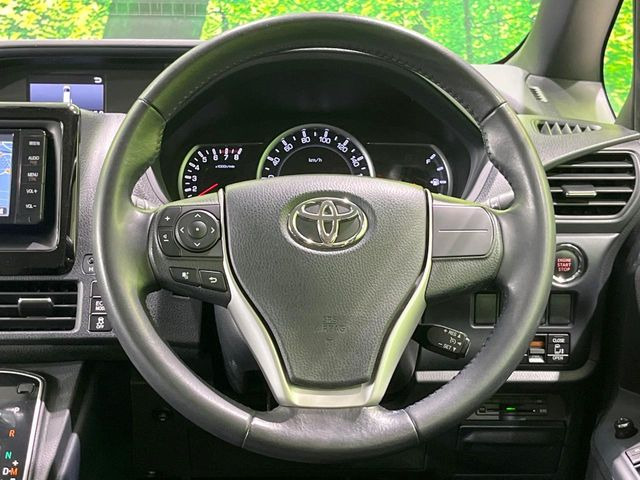 �y�����v�����X�e�A�����O�z�㎿�Ȋv���g�p���邱�ƂŁA��ɂ����������݂ƂĂ��^�]���₷���n���h���ł���