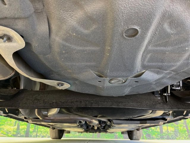 下回りがきれいなうちに、防錆加工の施工がオススメ。降雪地域はもちろん、沿岸部にお住いの方や、趣味でマリン・ウィンタースポーツをされる方にご好評いただいております。