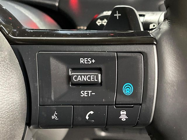 �y�v���p�C���b�g�z�������H�ł̒��������s���y��!!�a�؎��Ə��񑖍s�̃V�[���ŁA�A�N�Z���E�u���[�L�E�X�e�A�����O�������Ő��䂵�A�������^�]�̕��S���y�����Ă���܂���