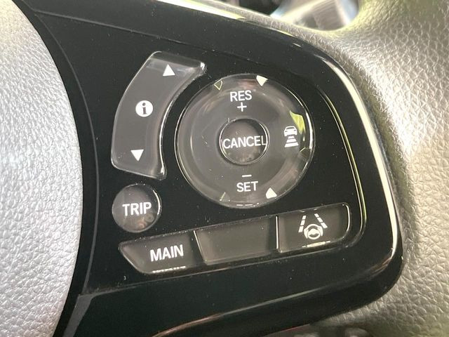 �y�A�_�v�e�B�u�N���[�Y�R���g���[���z�������H�ł̒��������s���y��!!�����ő��x��ۂN���[�Y�R���g���[�����A�Փˌy���V�X�e���ƘA�g���A�O���̎ԗ������m���ĎԊԂ�ۂ悤�ɑ��x���߂��Ă���܂�!!