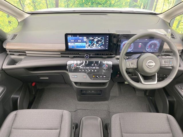 セレナ1.4 e-POWER ハイウェイスターV