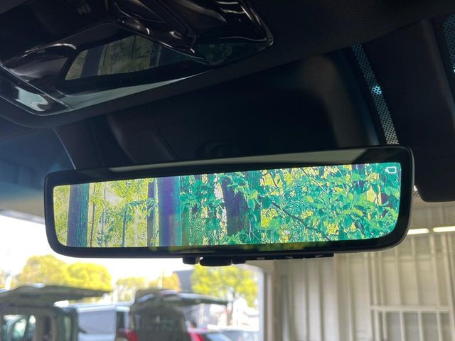 �y�f�W�^���C���i�[�~���[�z��Ȃ̑傫�ȉו��⓯��҂Ō�����m�F���Â炢���ł����S!�J�������B�e�����ԗ�����̉f�������[���~���[���ɕ\���B�N���A�Ȏ��E�ŏ󋵂̊m�F���\�ł�!