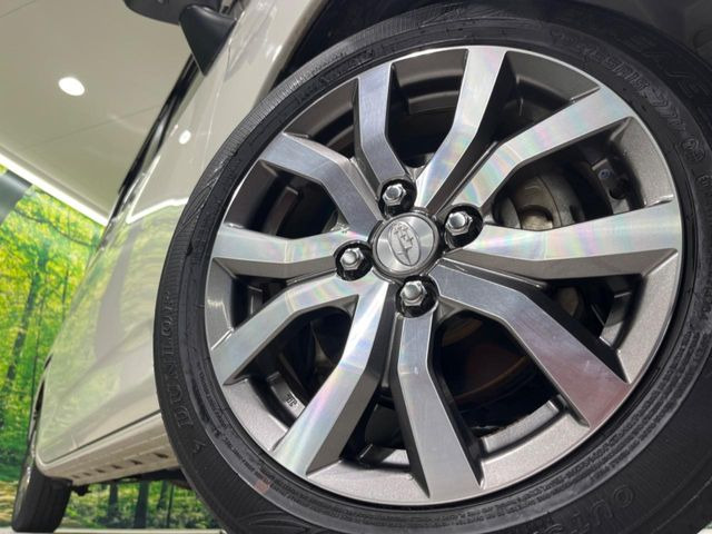 【純正15インチアルミホイール】外観にマッチした純正アルミホイールを装着しております。各種社外アルミホイールや、スタッドレスタイヤも取扱いしております。是非ご相談ください♪