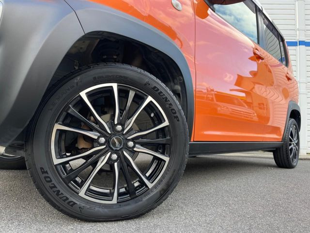 �y15�C���`�A���~�z�C�[���z�O�ςɃ}�b�`�����A���~�z�C�[���𑕒����Ă���܂��B�e��A���~�z�C�[����A�X�^�b�h���X�^�C�����戵�����Ă���܂��B���񂲑��k����������