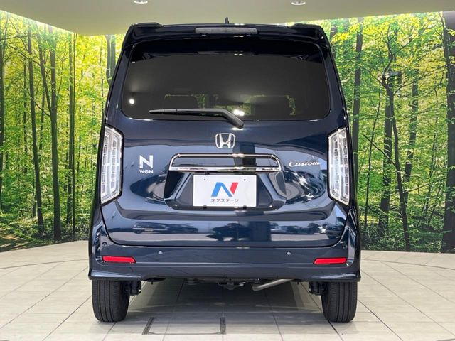 安心の最長10年・走行無制限保証(有償)をご用意。保証内容も充実はもちろん、無料点検&オイル交換や、年中無休の全国・24時間ロードサービスも付帯されておりますのでご安心下さい。