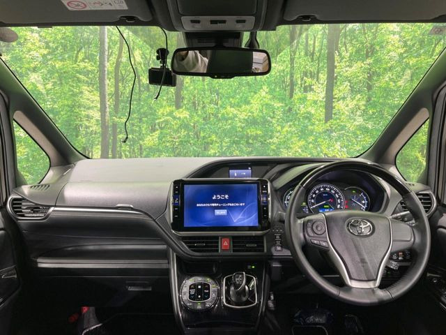 エスクァイアハイブリッド1.8 Gi プレミアムパッケージ ブラックテイラード