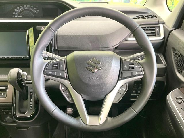 �y�����v�����X�e�A�����O�z�㎿�Ȋv���g�p���邱�ƂŁA��ɂ����������݂ƂĂ��^�]���₷���n���h���ł���