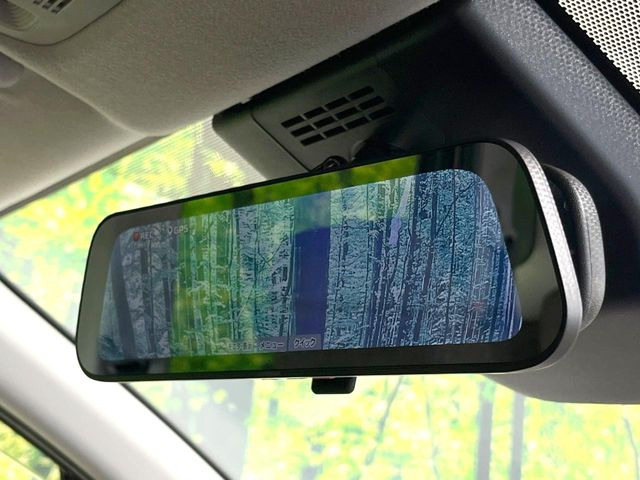 �y�f�W�^���C���i�[�~���[�z��Ȃ̑傫�ȉו��⓯��҂Ō�����m�F���Â炢���ł����S!�J�������B�e�����ԗ�����̉f�������[���~���[���ɕ\���B�N���A�Ȏ��E�ŏ󋵂̊m�F���\�ł�!