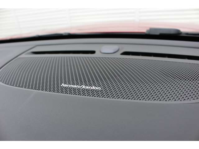 XC40リチャージ プラグイン ハイブリッド T5 インスクリプション