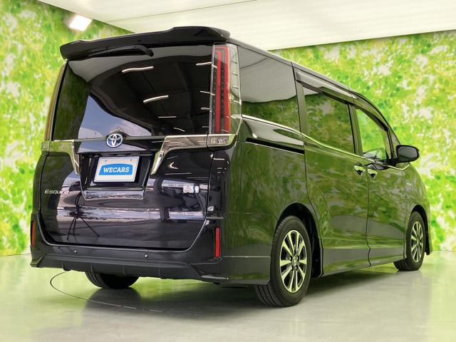 エスクァイアハイブリッド1.8 Gi プレミアムパッケージ ブラックテイラード