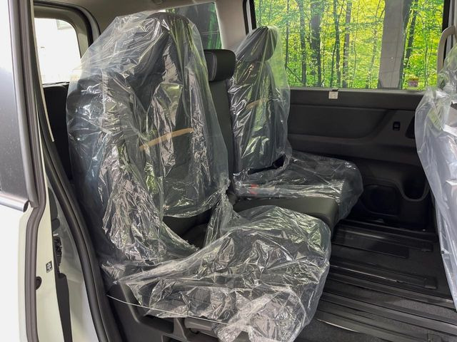 ���i���ȃI���W�i���t���A�}�b�g���I�v�V�����ɂĂ��p�ӂ��Ă���܂��B���D���ȃf�U�C����J���[�����Ԃɍ��킹�đI��ł����������Ƃ��ł��܂���