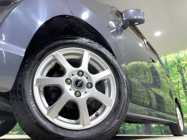 �y14�C���`�A���~�z�C�[���z�O�ςɃ}�b�`�����A���~�z�C�[���𑕒����Ă���܂��B�e��A���~�z�C�[����A�X�^�b�h���X�^�C�����戵�����Ă���܂��B���񂲑��k����������