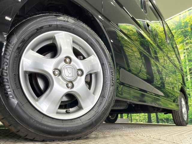 【純正13インチアルミホイール】外観にマッチした純正アルミホイールを装着しております。各種社外アルミホイールや、スタッドレスタイヤも取扱いしております。是非ご相談ください♪