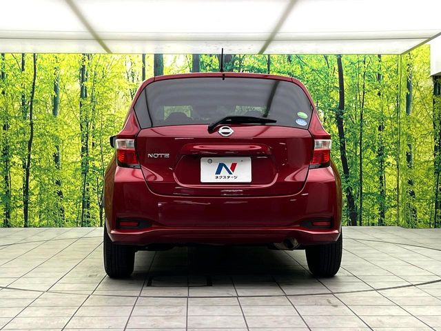 安心の最長10年・走行無制限保証(有償)をご用意。保証内容も充実はもちろん、無料点検&オイル交換や、年中無休の全国・24時間ロードサービスも付帯されておりますのでご安心下さい。