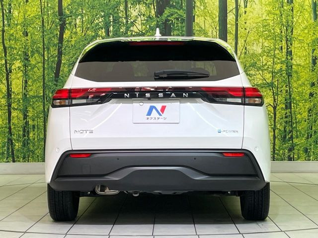 安心の最長10年・走行無制限保証(有償)をご用意。保証内容も充実はもちろん、無料点検&オイル交換や、年中無休の全国・24時間ロードサービスも付帯されておりますのでご安心下さい。