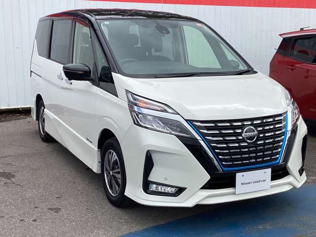 セレナ1.2 e-POWER ハイウェイスターV