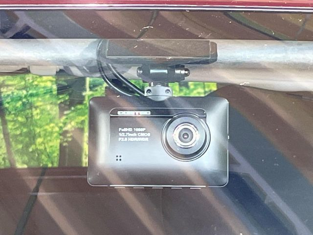 �y�h���C�u���R�[�_�[�z�h���C�u���R�[�_�[����!���s���͂������A������^�]�⎖�̂ɑ��������ہA�f���ŋL�^���A����̃��X�N�ɔ����܂��B���L�^�pSD�J�[�h�͂��q�l�����g�ł��������������K�v������܂��B