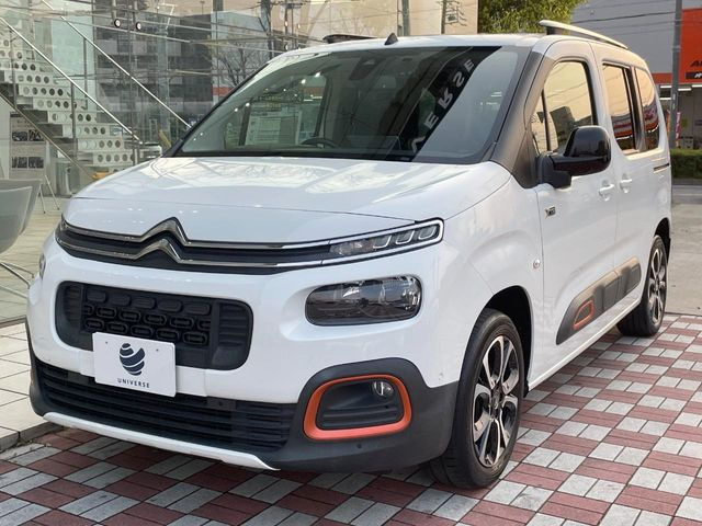 �������t�т̕ۏ؂̑��A���S�̍Œ�3�N�E���s�������ۏ�(�L��)�����p�ӁB�A���Ԃ����S���Ă��y���݂���������l�A�ۏؓ��e���[���͂������A�����_��&�I�C�������⃍�[�h�T�[�r�X���t�т��Ă���܂��B