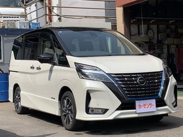 セレナ1.2 e-POWER ハイウェイスターV