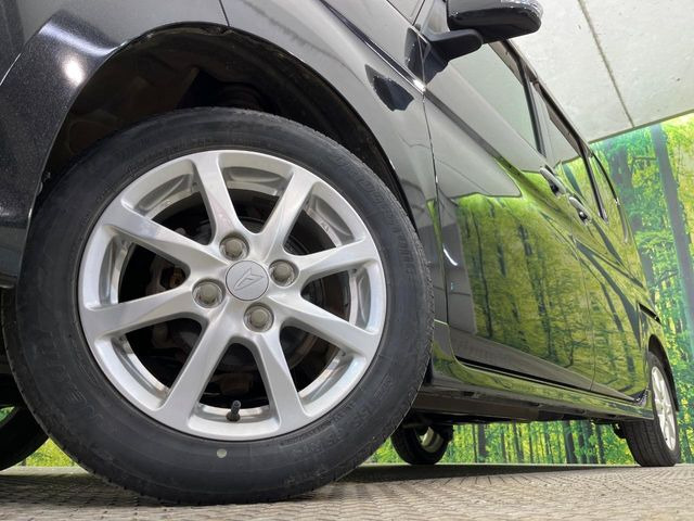 �y����14�C���`�A���~�z�C�[���z�O�ςɃ}�b�`���������A���~�z�C�[���𑕒����Ă���܂��B�e��ЊO�A���~�z�C�[����A�X�^�b�h���X�^�C�����戵�����Ă���܂��B���񂲑��k����������