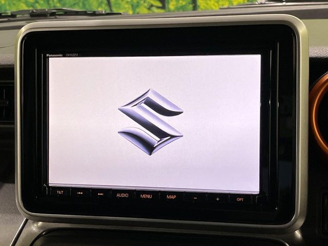 �y�����i�r�z�l�C�̏����i�r�𑕔����Ă���܂��B�i�r�̎g���₷���͂������A�I�[�f�B�I�@�\���[��!�L�����v�◷�s�͂������A�ʋ΂┃�����ȂǕ��i�̃h���C�u���y�����Ȃ�͂���