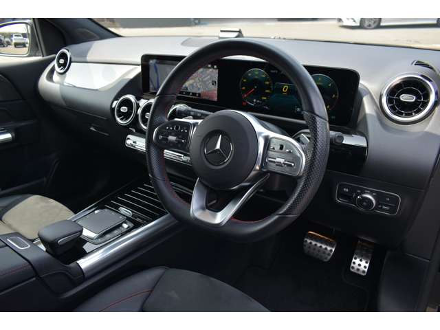 BクラスB200d AMGライン