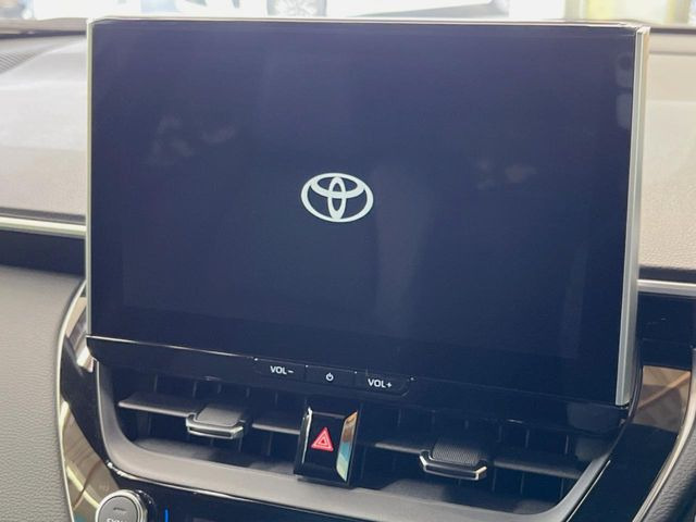 �y10.5�C���` �f�B�X�v���C�I�[�f�B�I�z���ʂ̃f�B�X�v���C��AppleCarPlay��AndroidAuto�����p�\�B�傫�ȉ�ʂŃX�}�z�i�r�A�v���������p���������܂���