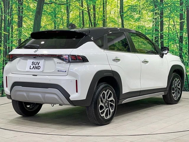 ☆全国のネクステージからお取り寄せが可能※!遠方の店舗に展示してあるクルマが気になる場合も、最寄りの店舗でご覧いただくことが可能です!是非私たちに要望をお聞かせください!※別途費用