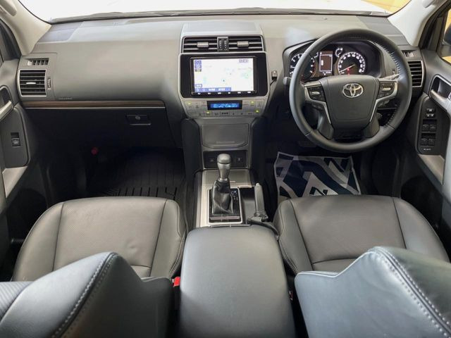 ランドクルーザープラド2.7 TX Lパッケージ マットブラック エディション 4WD