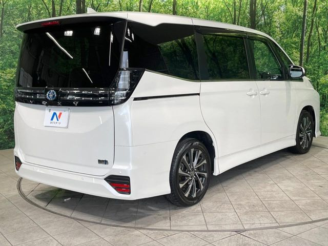 ☆全国のネクステージからお取り寄せが可能※!遠方の店舗に展示してあるクルマが気になる場合も、最寄りの店舗でご覧いただくことが可能です!是非私たちに要望をお聞かせください!※別途費用