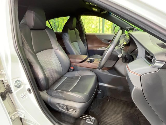 �y�n�[�t���U�[�V�[�g�z�������ƍ���S�n�𗼗������l�C�̃V�[�g���w�ʁE���ʂ̃t�@�u���b�N�f�ނ́A�ʋC���̗ǂ��⊊��ɂ����ɗD��Ă��܂��B�C���╞���ɍ��E���ꂸ���K�ɂ���肢�������܂��B