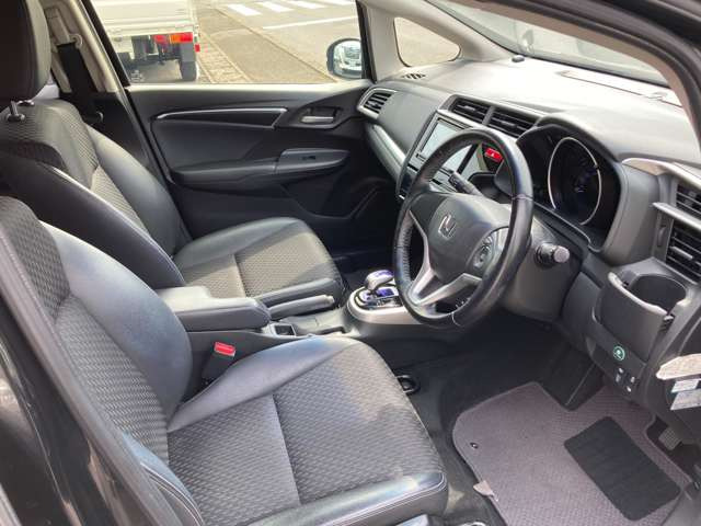 �f�ڎʐ^�ȊO�ɂ��A�C�ɂȂ�ӏ����������܂�����A���C�y�ɂ��₢���킹��������!