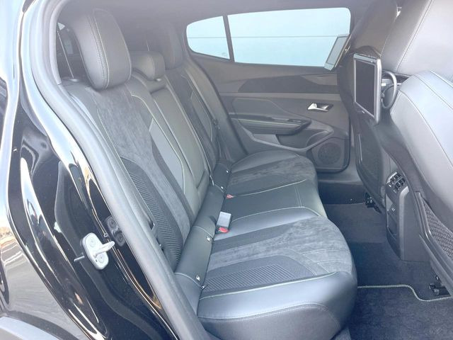 ���㕔���Ȃ��C�ɂȂ�悤�ȃL�Y�E�����ւ��蓙�A�傫�ȃ_���[�W�͂Ȃ��A�ǍD�ȏ�Ԃł��B