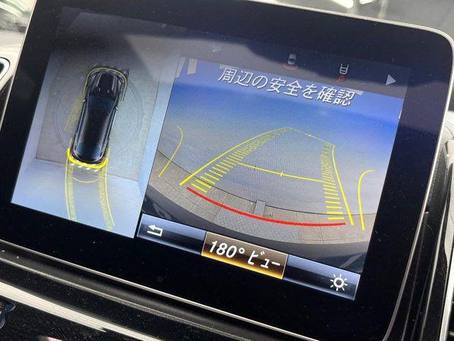 ���p�m���~�b�N�r���[���j�^�[:��p�̃J�����ɂ��A�ォ�猩���낵���悤�Ȏ��_��360�x�N���}�̎��͂��m�F���邱�Ƃ��ł��܂������p�������m�F���₷���A�����ꏊ�ł̐؂�Ԃ��⒓�Ԃ��X���[�Y�ɍs���܂��B