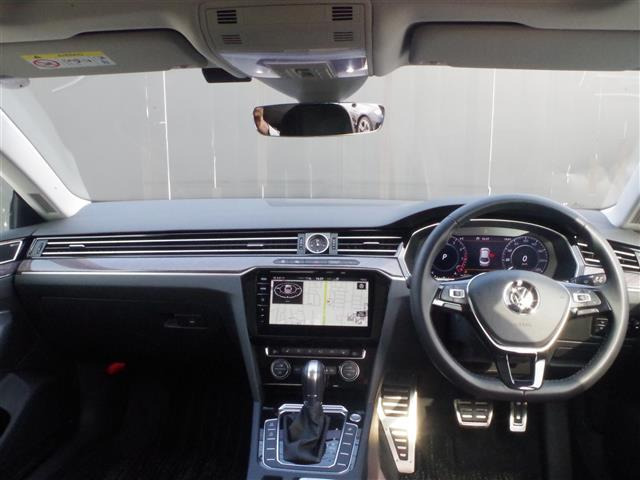 アルテオンTSI 4モーション エレガンス 4WD