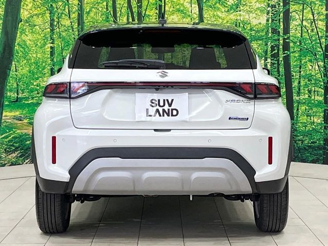 安心の最長10年・走行無制限保証(有償)をご用意。保証内容も充実はもちろん、無料点検&オイル交換や、年中無休の全国・24時間ロードサービスも付帯されておりますのでご安心下さい。