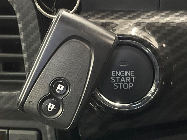 �y�L�[�t���[�V�X�e���z�J�o����|�P�b�g�ɓ��ꂽ�܂܂ł��h�A�̎{���E�������\�ȃX�}�[�g�L�[�𑕔��B�G���W���̃I���E�I�t�����J�M�����o���K�v����������Ƃ��Ă��֗��ł���