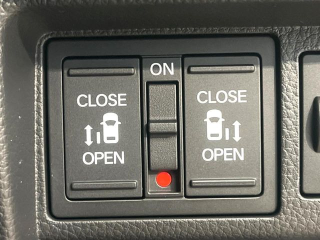 �y�����p���[�X���C�h�h�A�z�X�}�[�g�L�[��^�]�Ȃ̃X�C�b�`�Ō�ȗ����X���C�h�h�A�̊J���\���d��������͂����ăh�A���J����K�v�������A�����Ȃ��q�l�ł��ȒP�ɊJ���߂ł����K�ł���