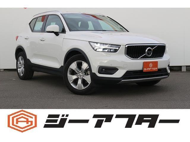 XC40（ボルボ）B4 モメンタム　禁煙車 純正HDDナビ フルセグTV 中古車画像